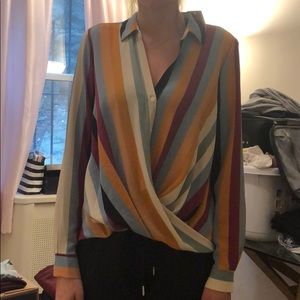 Cute long sleeved button up blouse